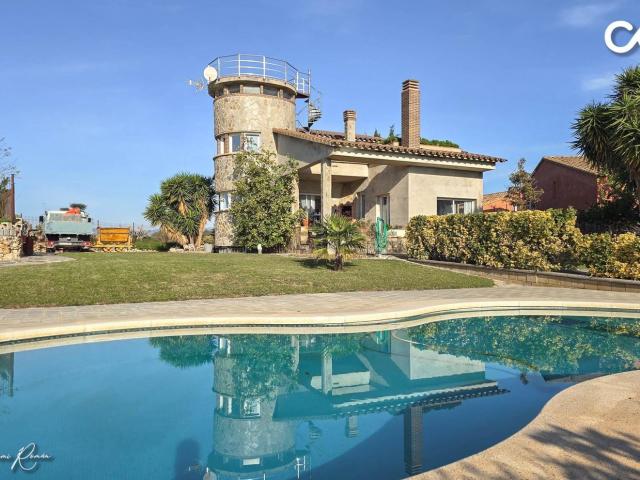 Casa en venta en Alt Empordà, Catalunya