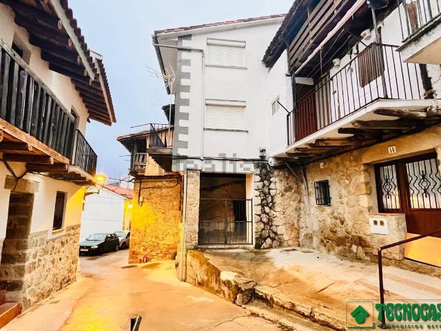 Casa en venta en Pedro Bernardo, Ávila