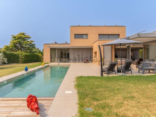 Casa en venta en Alt Empordà, Catalunya