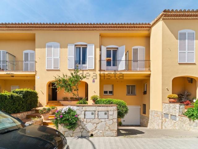 Casa en venta en Alt Empordà, Catalunya