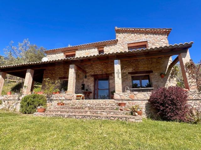 Casa en venta en Perales Del Puerto, Extremadura