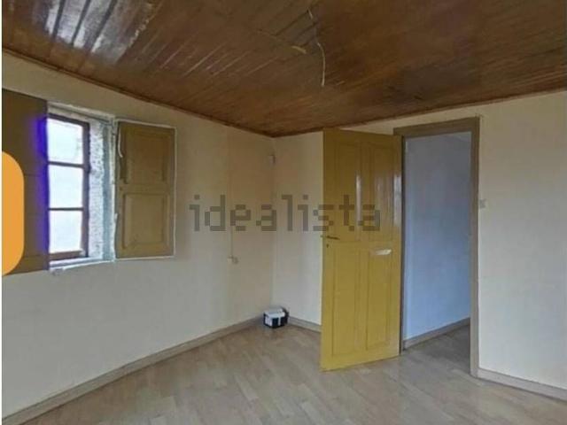 Casa en venta en Calvelle, Ourense