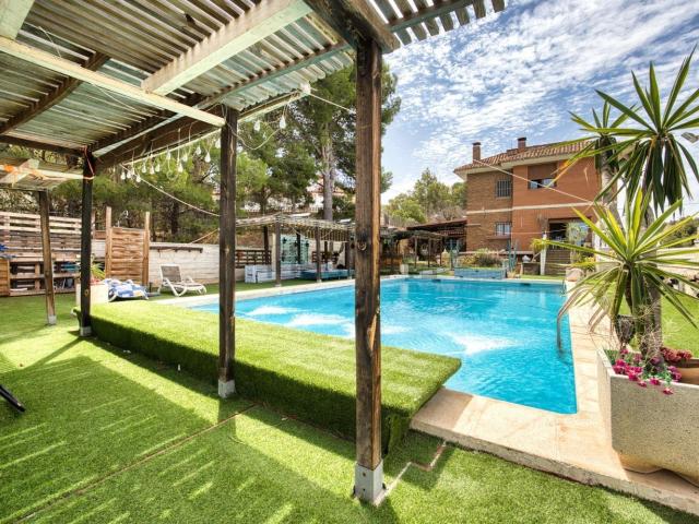 Casa en venta en el Vinalopó Mitjà / El Vinalopó Medio, Valencia