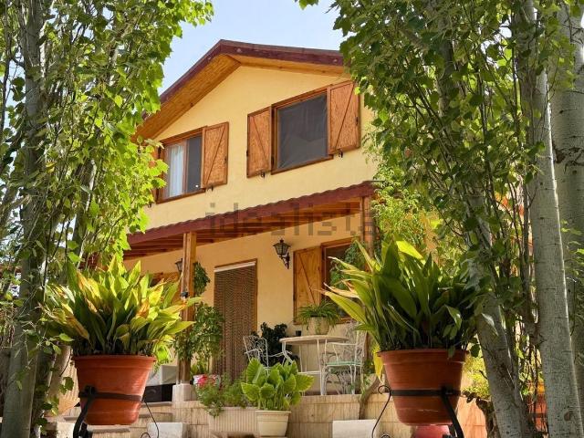 Casa en venta en el Vinalopó Mitjà / El Vinalopó Medio, Valencia