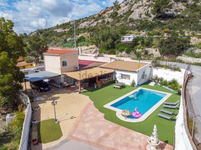 Casa en venta en Urbanització Lloma Badá, el Vinalopó Mitjà / El Vinalopó Medio