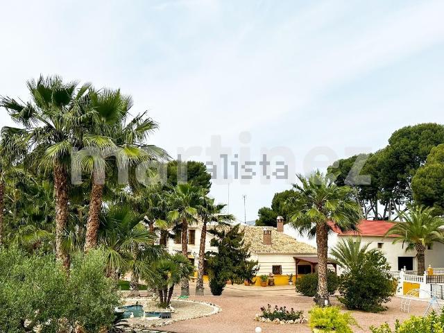 Casa en venta en Urbanització Lloma Badá, el Vinalopó Mitjà / El Vinalopó Medio