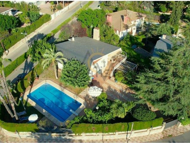 Casa en venta en Urbanització Lloma Badá, el Vinalopó Mitjà / El Vinalopó Medio
