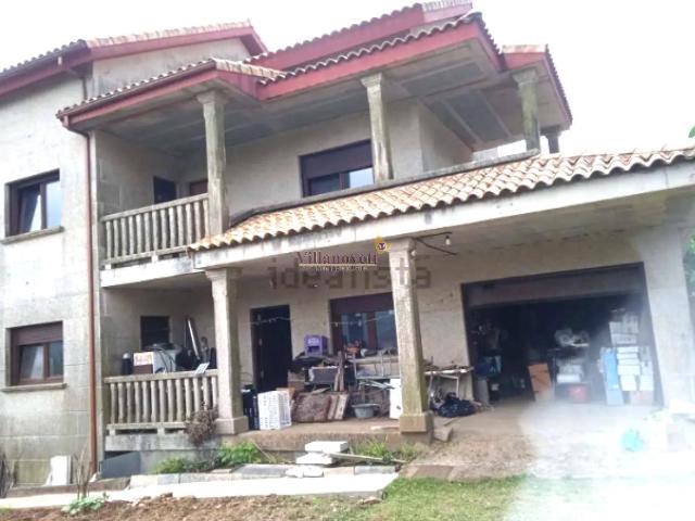 Chalet en venta en Mos, Vigo