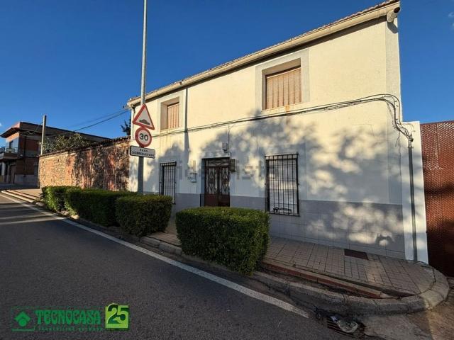 Casa en venta en Piedrabuena, Ciudad Real