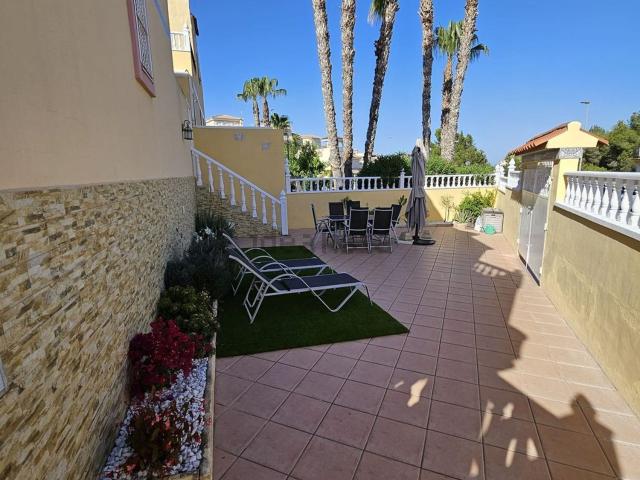 Casa en venta en Pinar de Campoverde, el Baix Segura / La Vega Baja