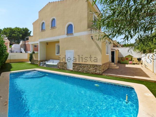Casa en venta en Residencial Adelaida, Pilar de la Horadada