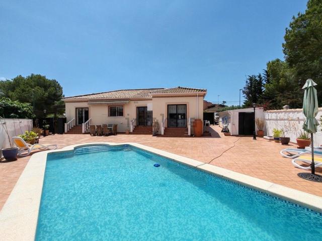 Casa en venta en Residencial Adelaida, Pilar de la Horadada