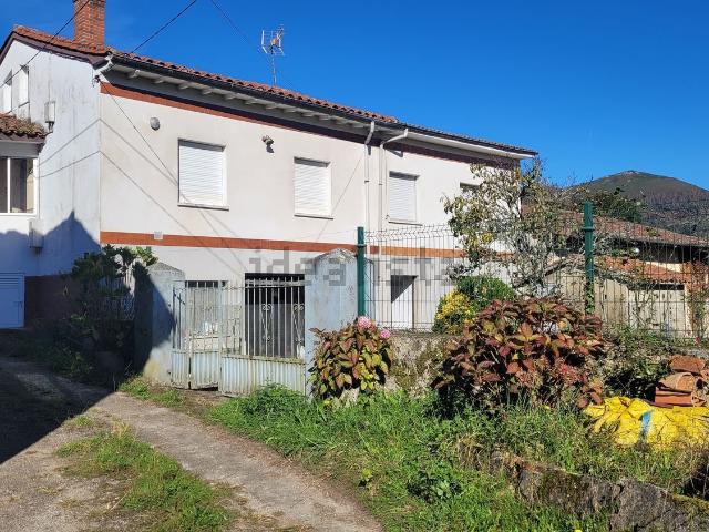 Casa en venta en Coya, Piloña
