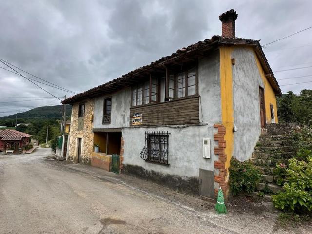 Casa en venta en La Goleta, Piloña