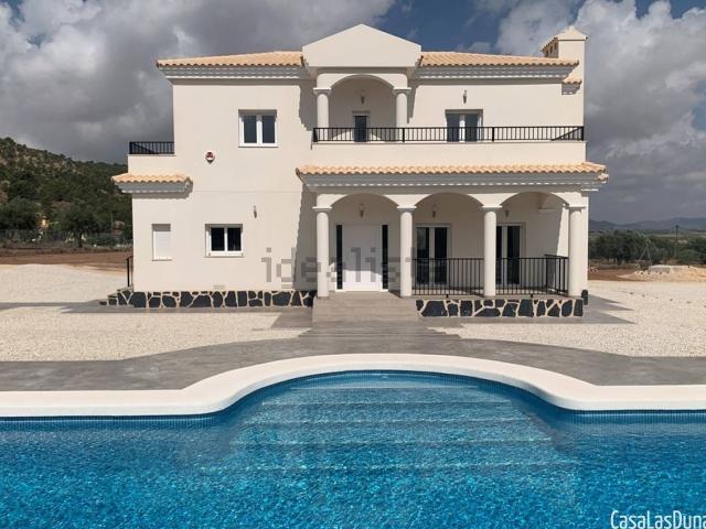 Casa en venta en La Caballusa, el Vinalopó Mitjà / El Vinalopó Medio