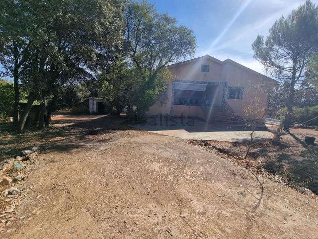 Casa en venta en Madrebuena, Pioz