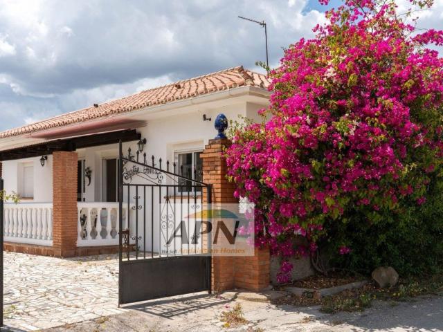 Casa en venta en Pizarra, Málaga