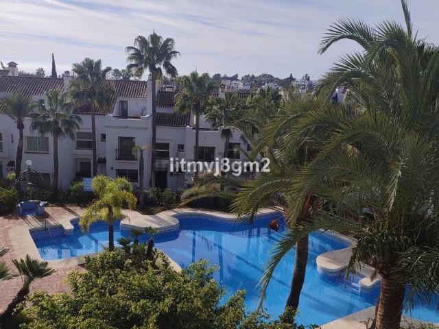 Casa en alquiler en El Vicario, Costa del Sol Occidental