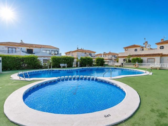 Casa en venta en Playa Flamenca II, el Baix Segura / La Vega Baja