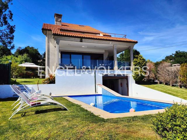 Casa en venta en Poio, Pontevedra
