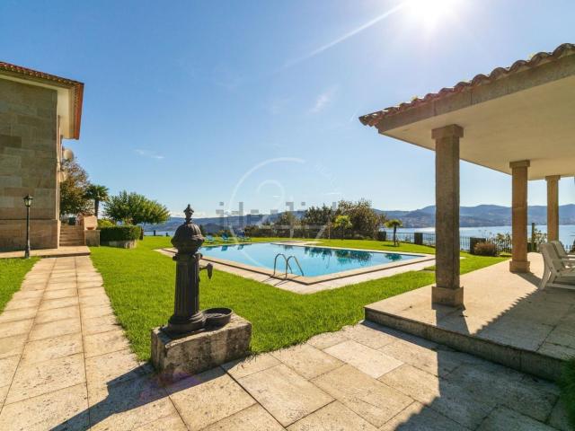 Casa en venta en Poio, Publicada