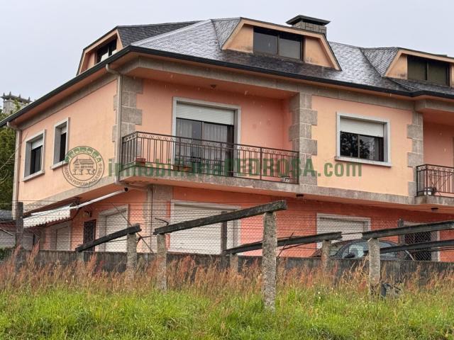Casa en venta en O Estanco, Poio