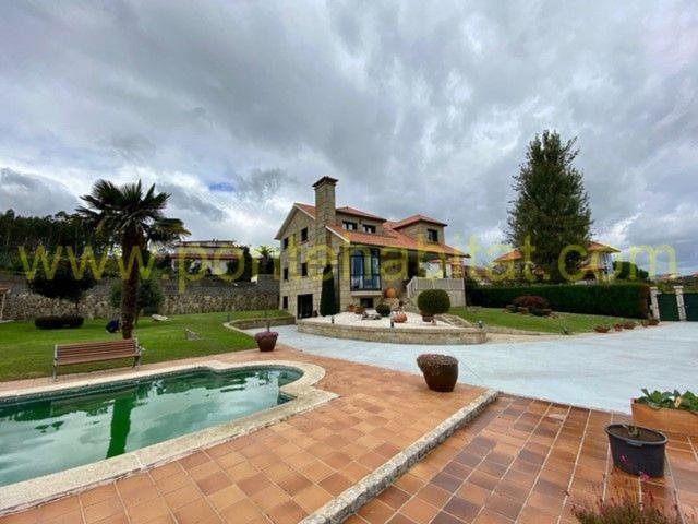 Casa en venta en Poio, Portosanto