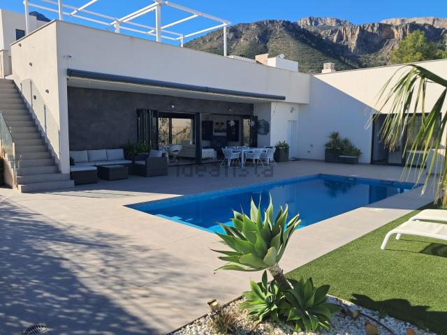 Casa en venta en la Marina Baixa, Valencia