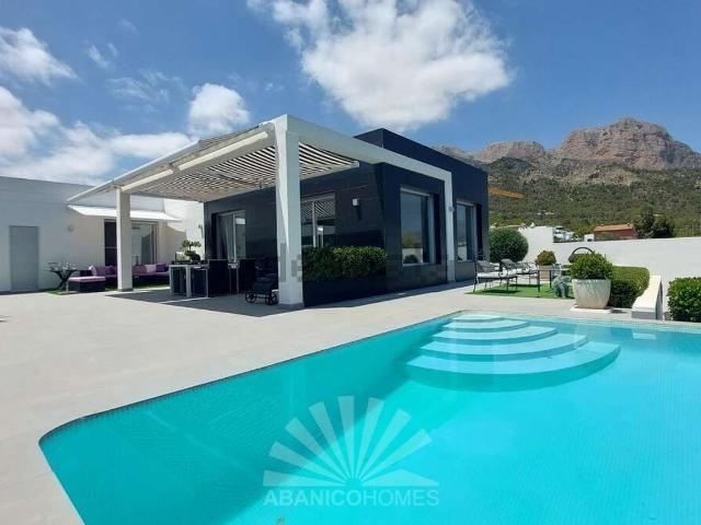 Casa en venta en la Marina Baixa, Valencia