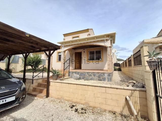 Casa en venta en Urbanització L'Alberca, Polop