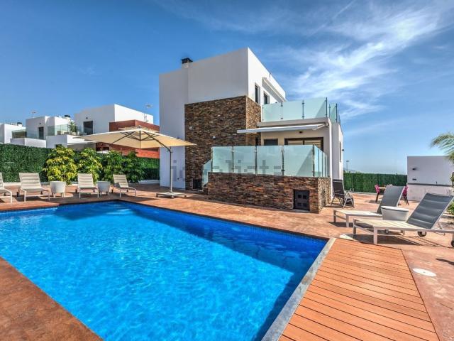 Casa en venta en la Marina Baixa, Valencia