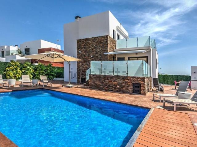 Casa en venta en Urbanització L'Alberca, la Marina Baixa