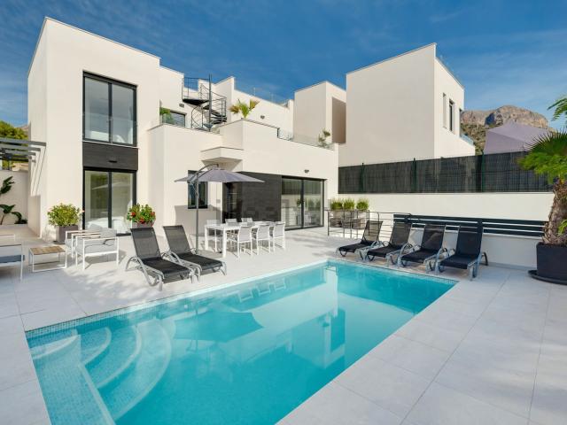 Casa en alquiler en la Marina Baixa, Valencia