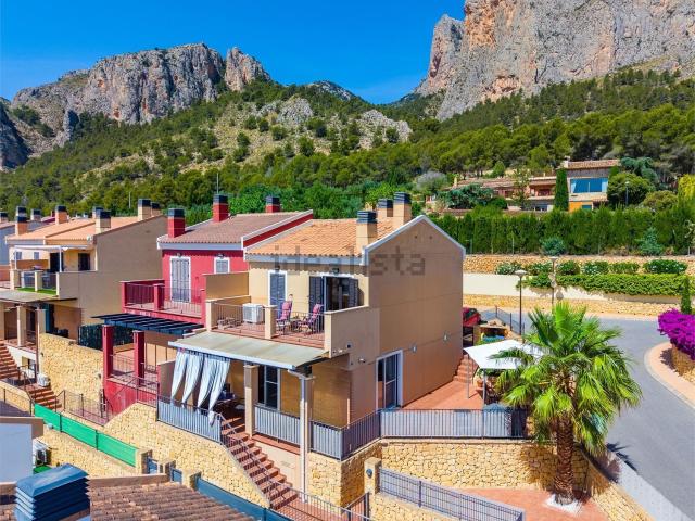Casa en venta en Urbanización Polop Paradis, la Marina Baixa