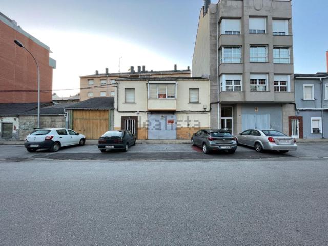 Casa en venta en Ponferrada, Compostilla