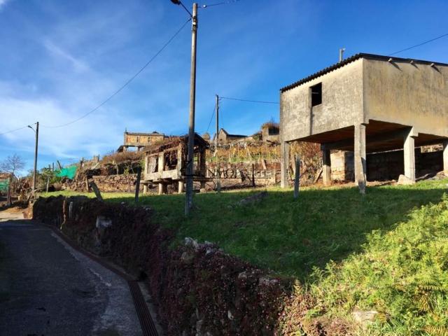 Casa en venta en Ponte Caldelas, Pontevedra