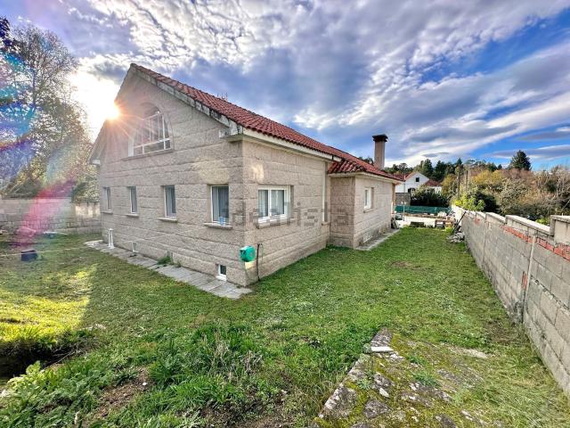 Casa en venta en Ponte Caldelas