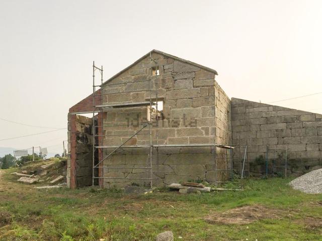 Casa en venta en Ponte Sampaio, Pontevedra
