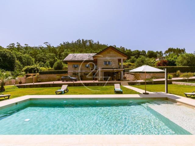 Casa en venta en O Condado, Galicia