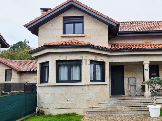 Casa en venta en Areas, Cotobade