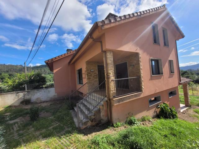 Casa en venta en O Condado, Galicia