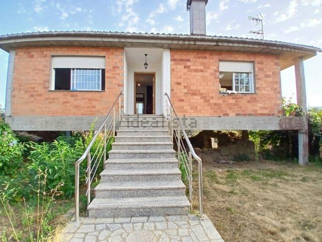 Casa en venta en Ponteareas, O Condado