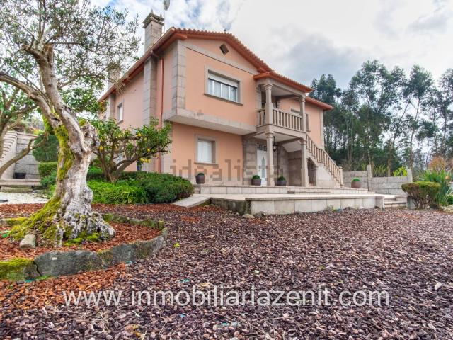 Casa en venta en Infesta, Pontecesures