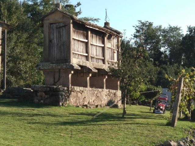 Casa en venta en Infesta, Pontecesures