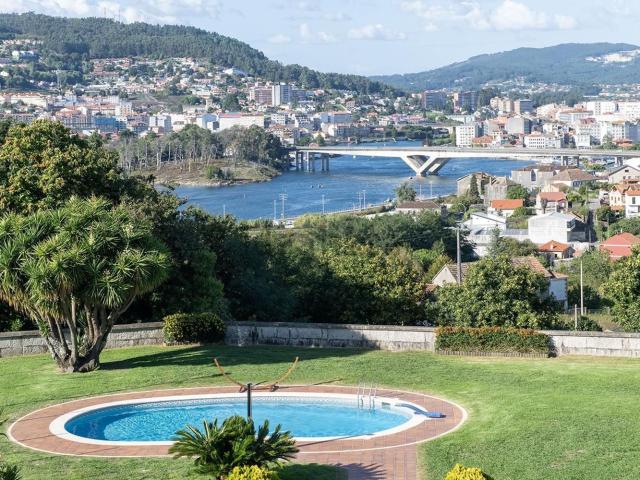 Casa en venta en Salcedo, Pontevedra