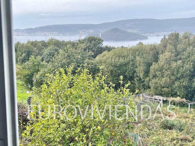 Casa en venta en Lourizán, Deza