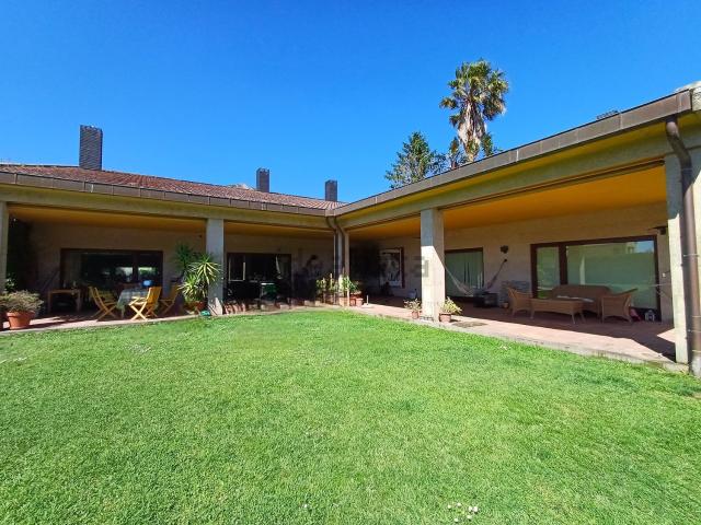 Casa en venta en Pontevedra, San Brais