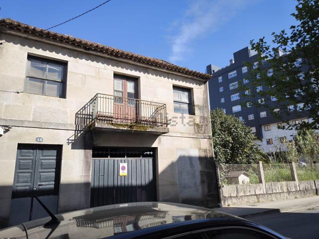Casa en venta en A Virxe do Camiño, Pontevedra