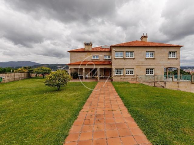 Casa en venta en Salcedo, Pontevedra