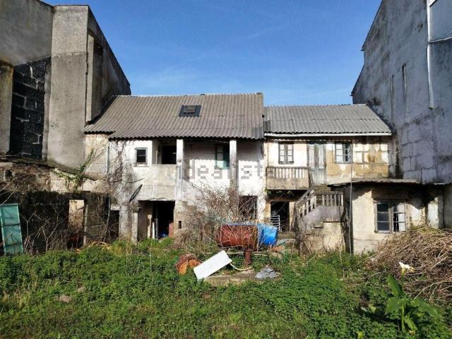 Casa en venta en Lourizán, Pontevedra